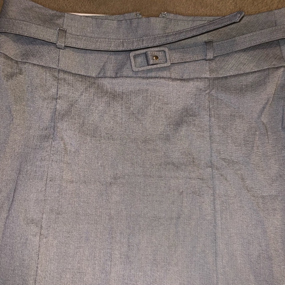Grey pencil skirt with belt